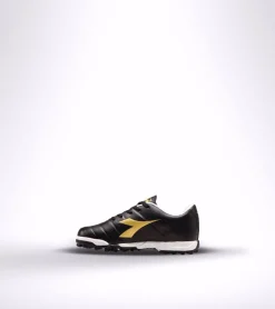 SCARPA DA CALCIO JUNIOR DIADORA PICHICHI 3 TF NERA CON LOGO DORATO