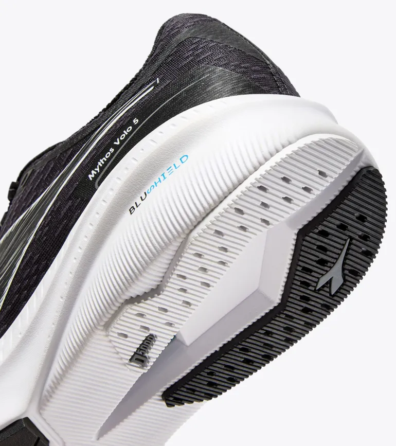 SCARPA DA RUNNING DA DONNA DIADORA VOLO 5 W 101.181489 C7406