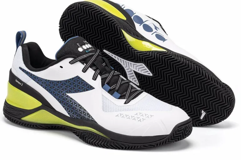 SCARPA DA TENNIS DA UOMO DIADORA TORNEO 2 CLAY WHITE/DEJA VU BLUE/BLACK - 101.179504 D0620