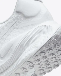 SCARPE DA RUNNING DA UOMO NIKE REVOLUTION 7 100